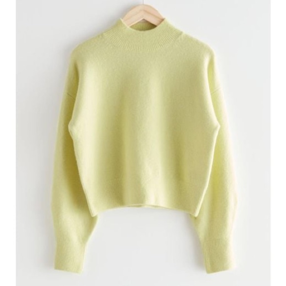 & Other Stories
Women's Yellow Mock Neck Sweater
